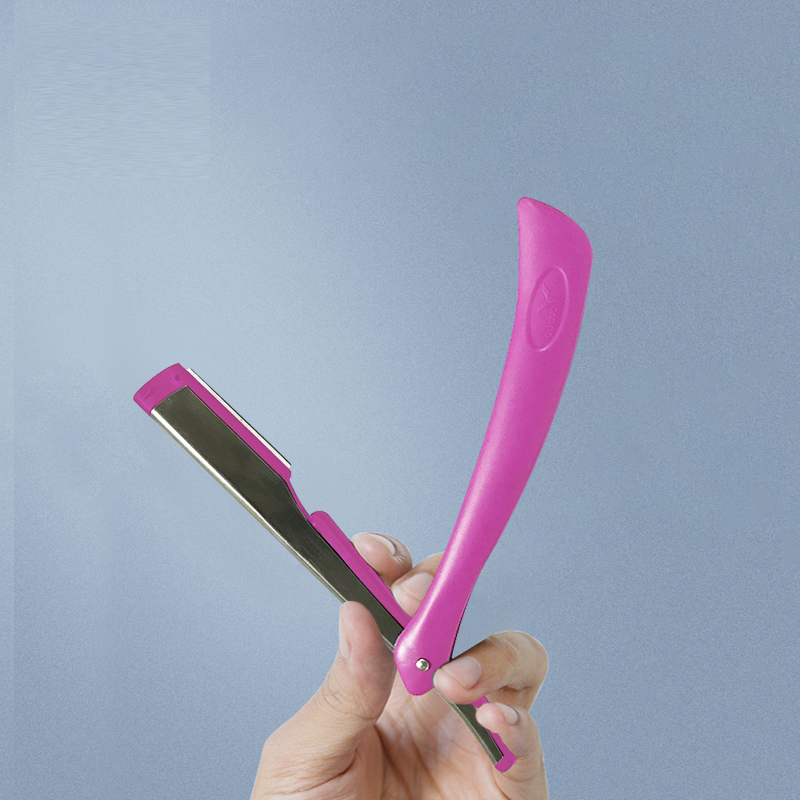 Plastikowa rękojeść maszynki do golenia z 74 ostrzami